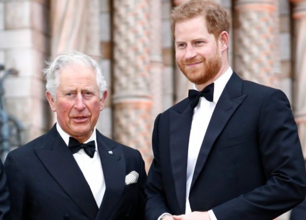 Наследникът на британския престол принц Чарлз възнамерява да покрива разходите