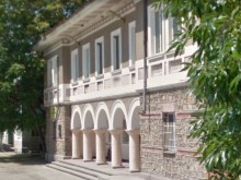 Глобиха читалище в Пловдивско заради липса на паник брави