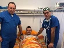 Лекари пожелаха на Тодор Неделев бързо завръщане на терена