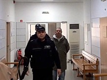 Стрелецът от МБАЛ "Тримонциум" помоли за снизходителност, но получи решетки
