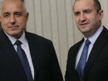 Румен Радев: Официално снемам доверие от правителството