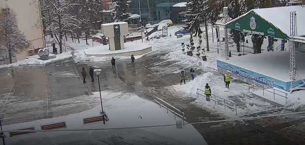 На територията на цялата Пазарджишка област пътищата са проходими