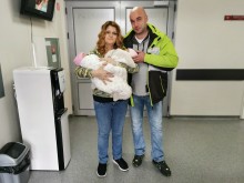 Еднояйчни близнаци се родиха по естествен път в Пловдив!