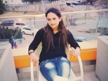 Нека помогнем! Тийнейджърка има нужда от нас, за да живее