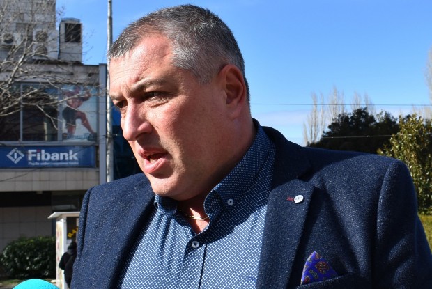 Община Асеновград предупреди две села да не ползват вода от реката