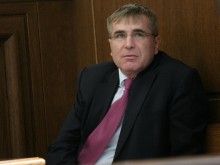 Гешев погна и ТЕЦ-овете, свързани с Ковачки