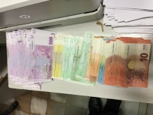Митничари спипаха германка с недекларирани над 200 000 евро