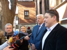 Намерена ли е вратичка в закона за Богомил Грозев?