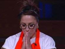 Чилева избяга от шеф Ангелов, уреди се с работа за 10 бона