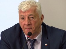 Кметът и деветимата му заместници отчетоха 100 дни управление