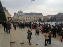Президентът Румен Радев се включи в гражданско шествие в памет на Васил Левски