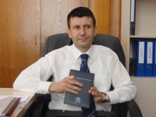 Зам.-кметът по спорта иска държавата да плаща за Гребната база
