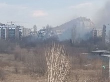 Голям пожар в западната част на Пловдив!