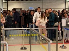 Мнение: Нулев контрол на най-голямото ни летище! Дойде ли коронавирусът - приключваме филма за нула време!