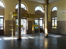 Опасен тип в Централна гара Пловдив!