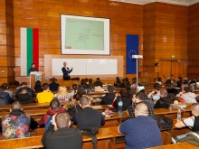 Студенти от УХТ Пловдив с шанс да получават дипломи от България и Холандия