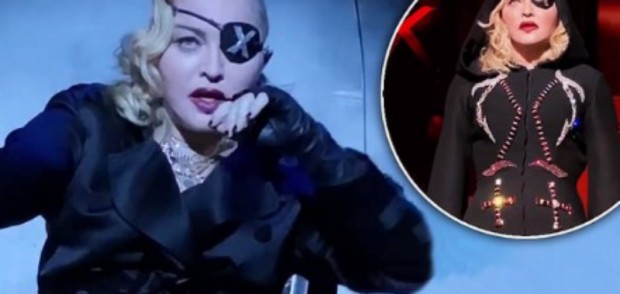 Мадона изплаши феновете си, като падна на сцената по време