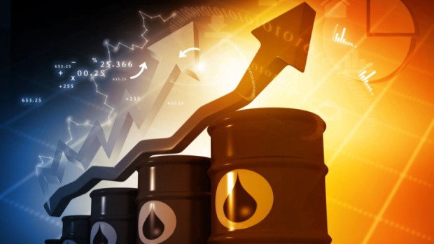 Цените на петрола скочиха с повече от 1 долар за