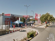 Мъртвопияна шофира в насрещното, полицията я гони, потроши автомобили