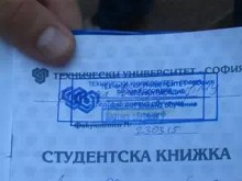 Турскоговорящи пробват да гласуват с невалидни студентски книжки