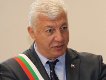 Кметът: Исках да НЕ си вдигам заплатата, ама нямах желание!