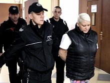 Вирусна инфекция тръшна адвокат, отложи дело за убийство в Пловдив