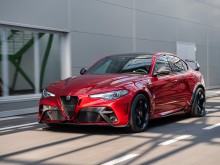 Giulia GTA на Alfa Romeo: Една легенда се завръща