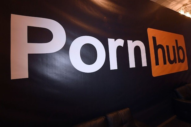 Най големият порно сайт Pornhub предостави изключителен жест на всички италианци под