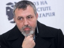 Възрастна дама се сблъска с Христо Мутафчиев, извинението й го трогна до сълзи