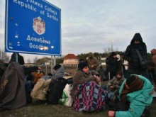 И Сърбия затвори границите си