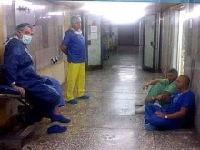 Снимка на ген. Мутафчийски след тежка операция взриви мрежата