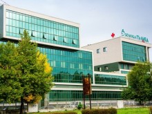 И жената на заразения лекар от "Пълмед" е с COVID-19, новите случаи в Пловдив вече са 3!