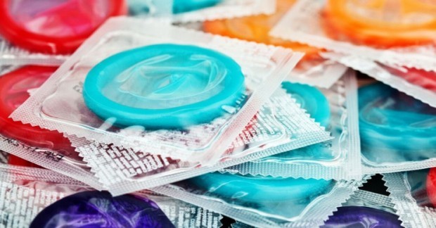 Очертава се глобален недостиг на презервативи, заяви в петък най-големият