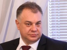 Ненков: Прибързано е да казваме, че възрастта на починалите от COVID-19 пада