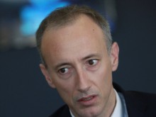 Министър Вълчев: Имаме проблем с част от учениците и без да сме в електронна среда