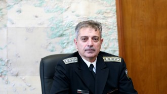 Министерство на отбраната Ефтимов изпълняваше временно длъжността началник на отбраната след