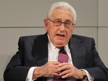 Хенри Кисинджър: Нито една държава, дори САЩ, не може сама да преодолее вируса