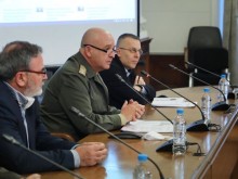 Генералът изненадан от цифрите за общата смъртност у нас до март