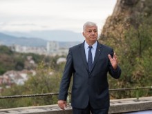 Кметът на Пловдив с поздрав към всички, които празнуват Цветница и Великден