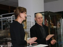 Треньор по плуване заклал съпругата си и сина си във Велинград, след това се е самоубил