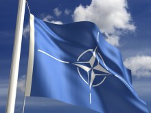 НАТО: България е сред държавите, на които помогнахме в борбата с вируса