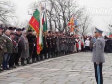 Армията няма да се включва в опазването на реда. Засега!