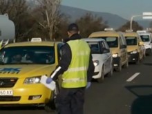 Несериозно и безотговорно! Никой не може да спре наплива на столичани
