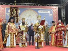 Пловдивският митрополит Николай се обърна с послание за Великден към пловдивчани