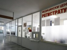 Започва поетапно подновяване на плановия прием в болниците