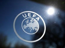 Препоръчаха на УЕФА да спре футбола за следващите 18 месеца