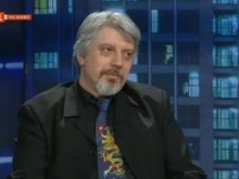 Математикът проф. Витанов: Вирусът ни победи в битката по Великден