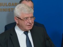 Поискаха оставката на здравния министър