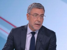 Даниел Вълчев: Говорят ни полушамански за вируса, не е ясно кой изобщо взима решенията