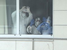 Аномалията "матово стъкло" поразява белите дробове след К-19. Български лекари показаха ужасяващи снимки